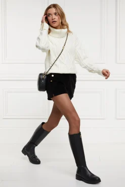 Amoria Velvet Shorts (Black)