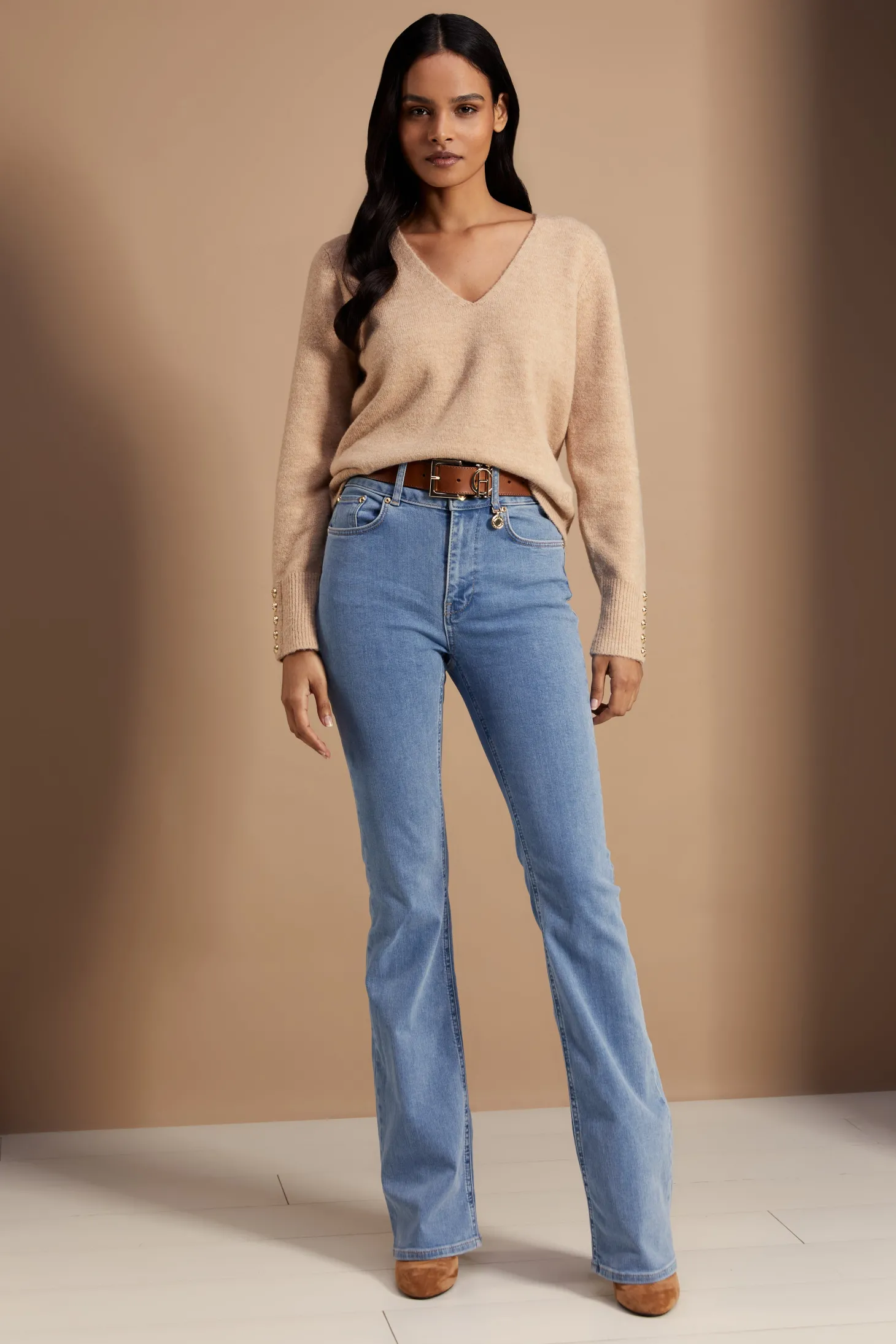 Berkeley V-Neck Knit (Camel)