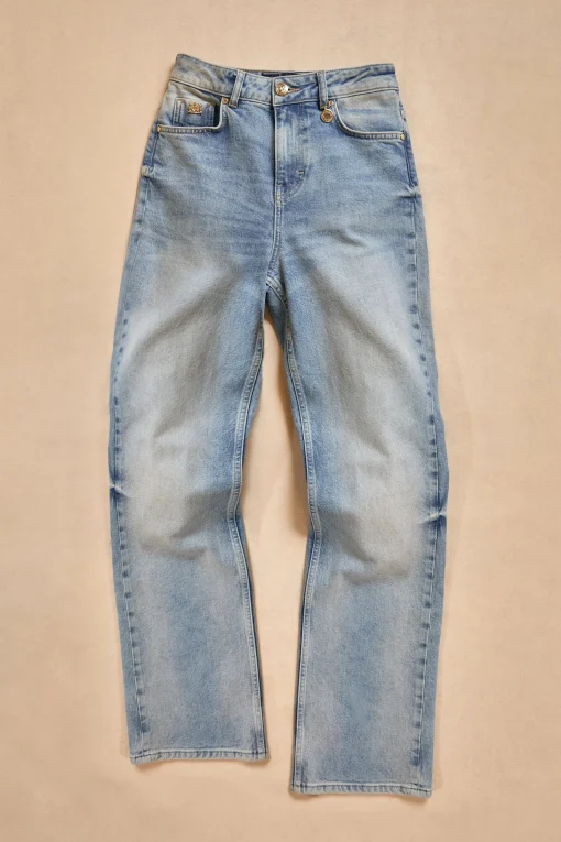 Classic Straight Jean (Vintage Indigo)