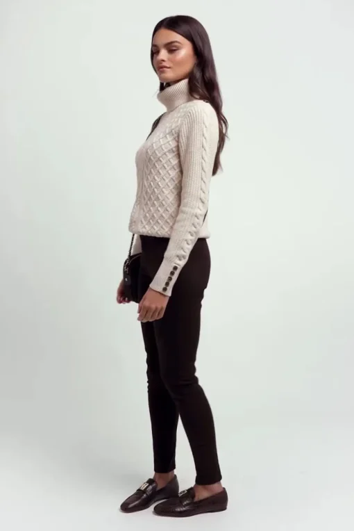 Country Roll Neck Knit (Oatmeal)