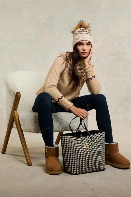 Jennifer Fairisle Bobble Hat (Light Camel)