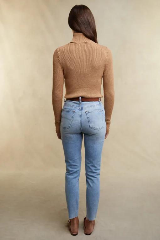 Painswick Roll Neck (Caramel)