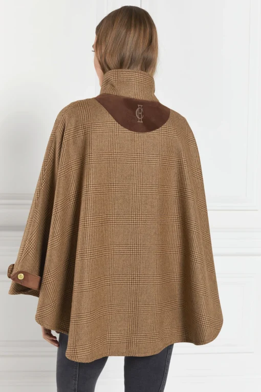 The Classic Cape (Tawny)